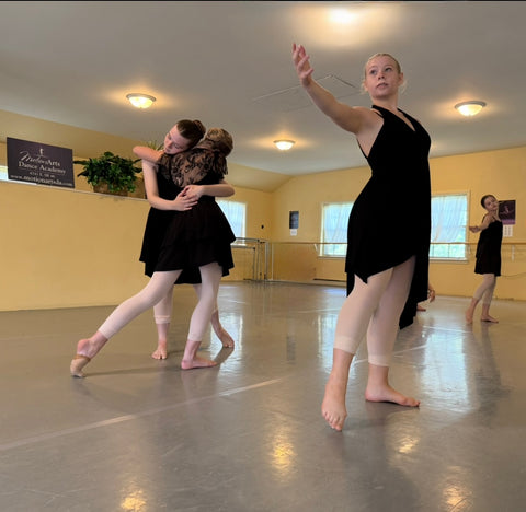 Child Contemporary/Modern 2: Half Semester Fall